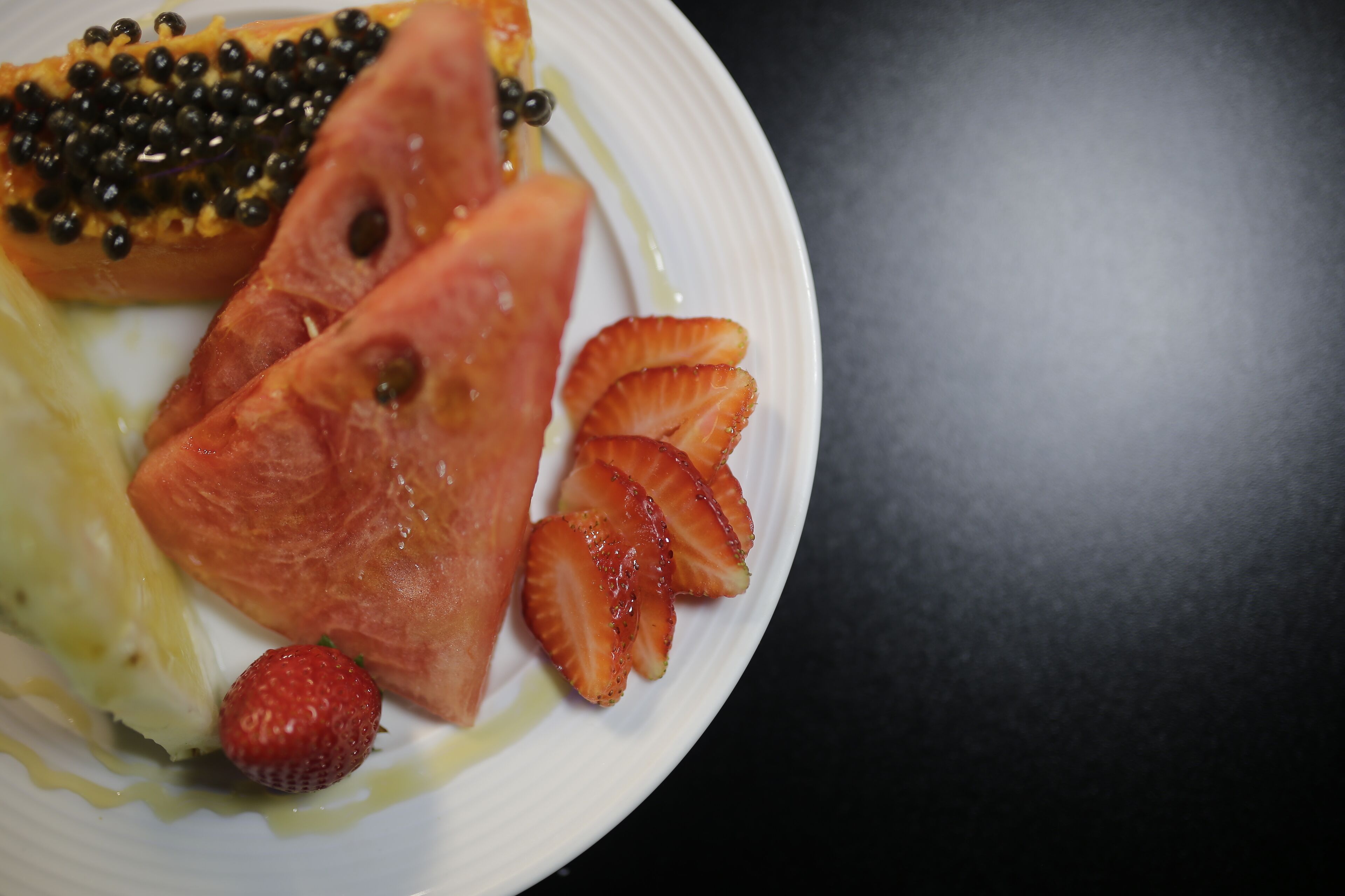 daily buffet breakfast (brl 66 per person)