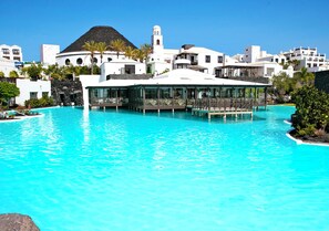3 outdoor pools - Hotel LIVVO Volcán Lanzarote (Yaiza)