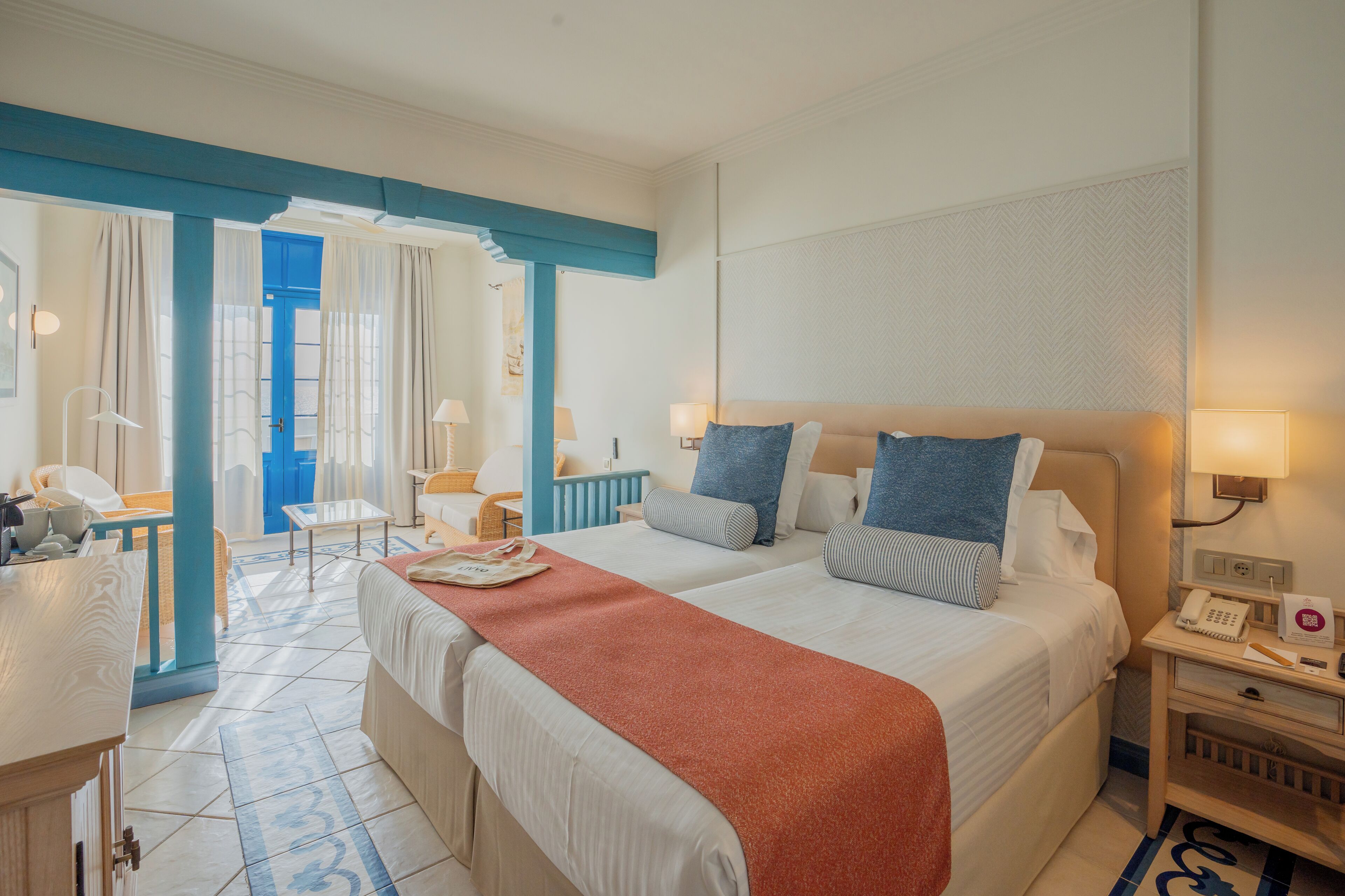 Minibar, in-room safe, desk, laptop workspace