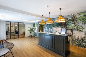 Hot tub, hot springs, Turkish bath, body treatments, hydrotherapy