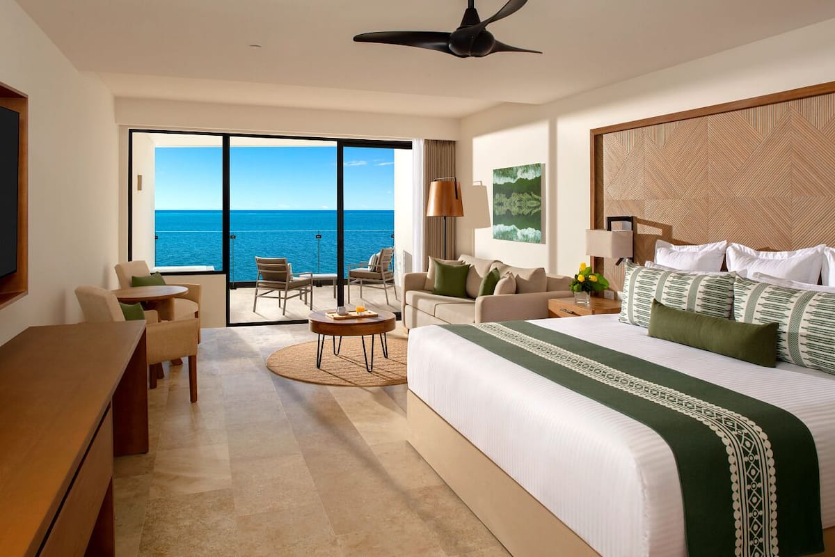 NEW Preferred Club Indigo Junior Suite Ocean Front King