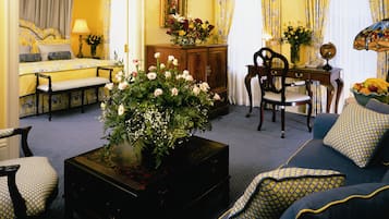 Free WiFi, alarm clocks