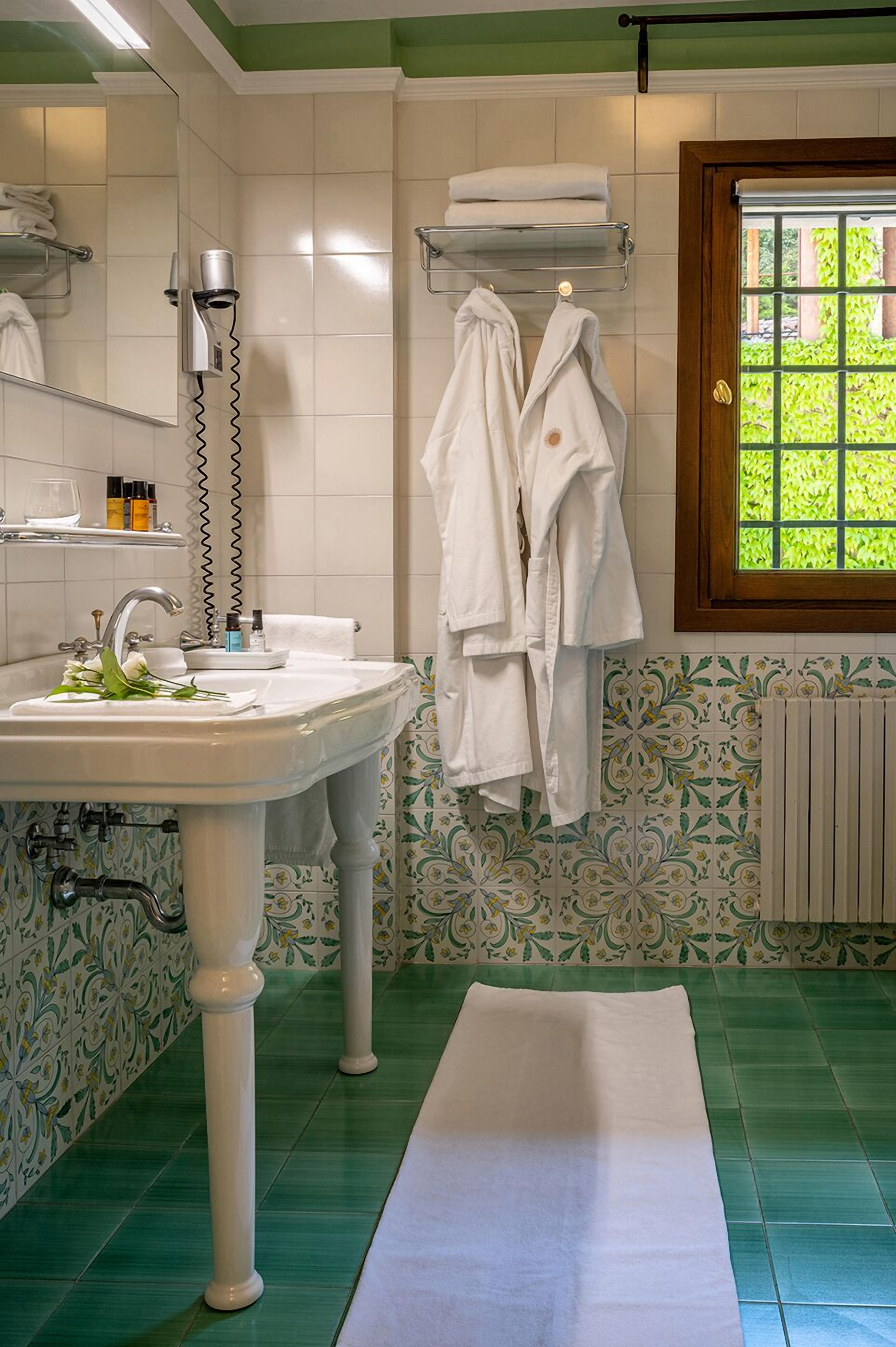 free toiletries, hair dryer, towels