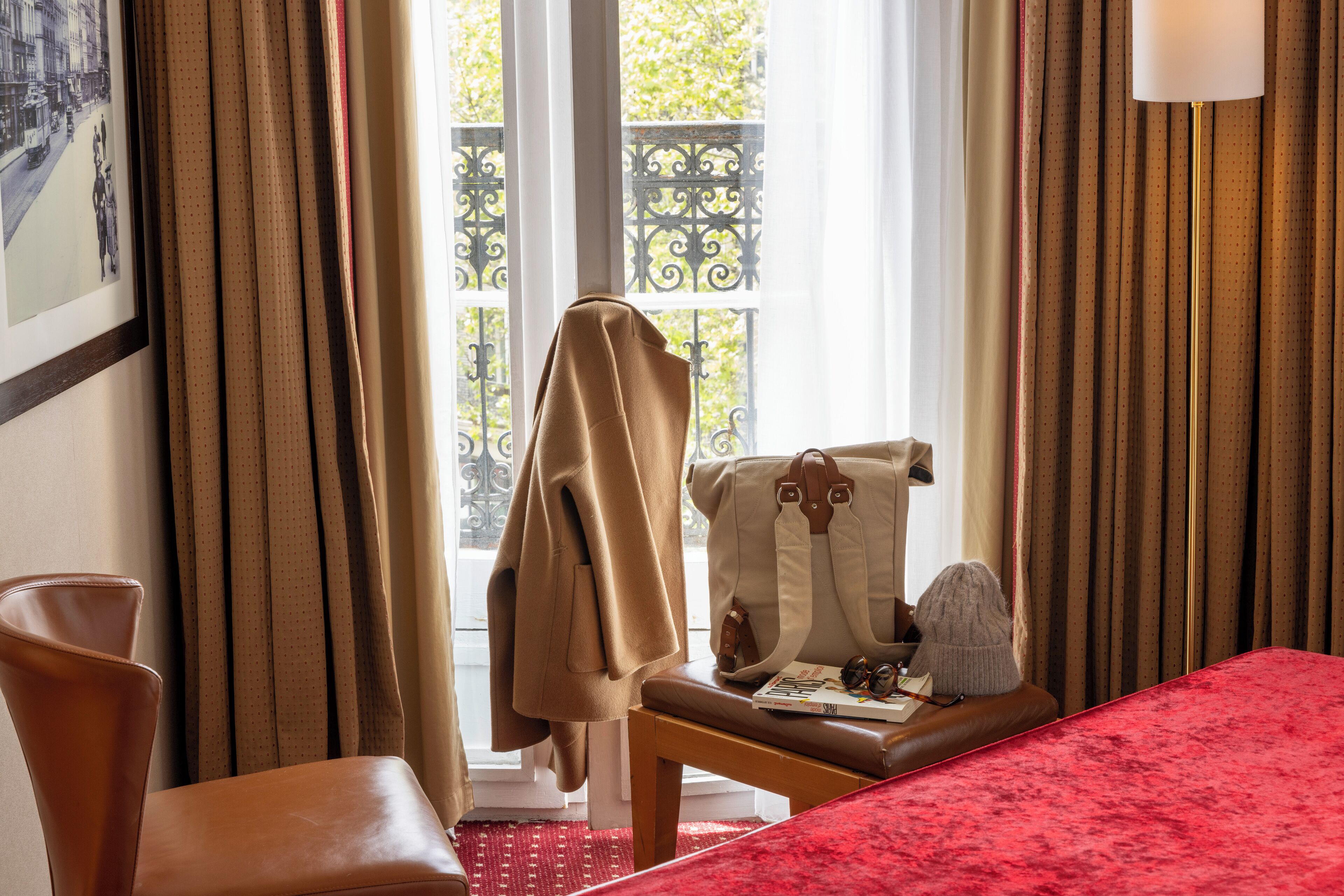 pillow-top beds, minibar, in-room safe, desk