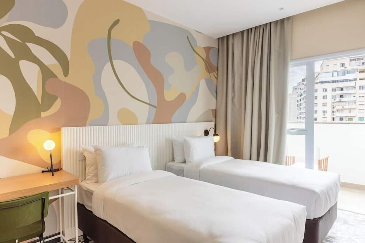 Minibar, soundproofing, free WiFi, bed sheets