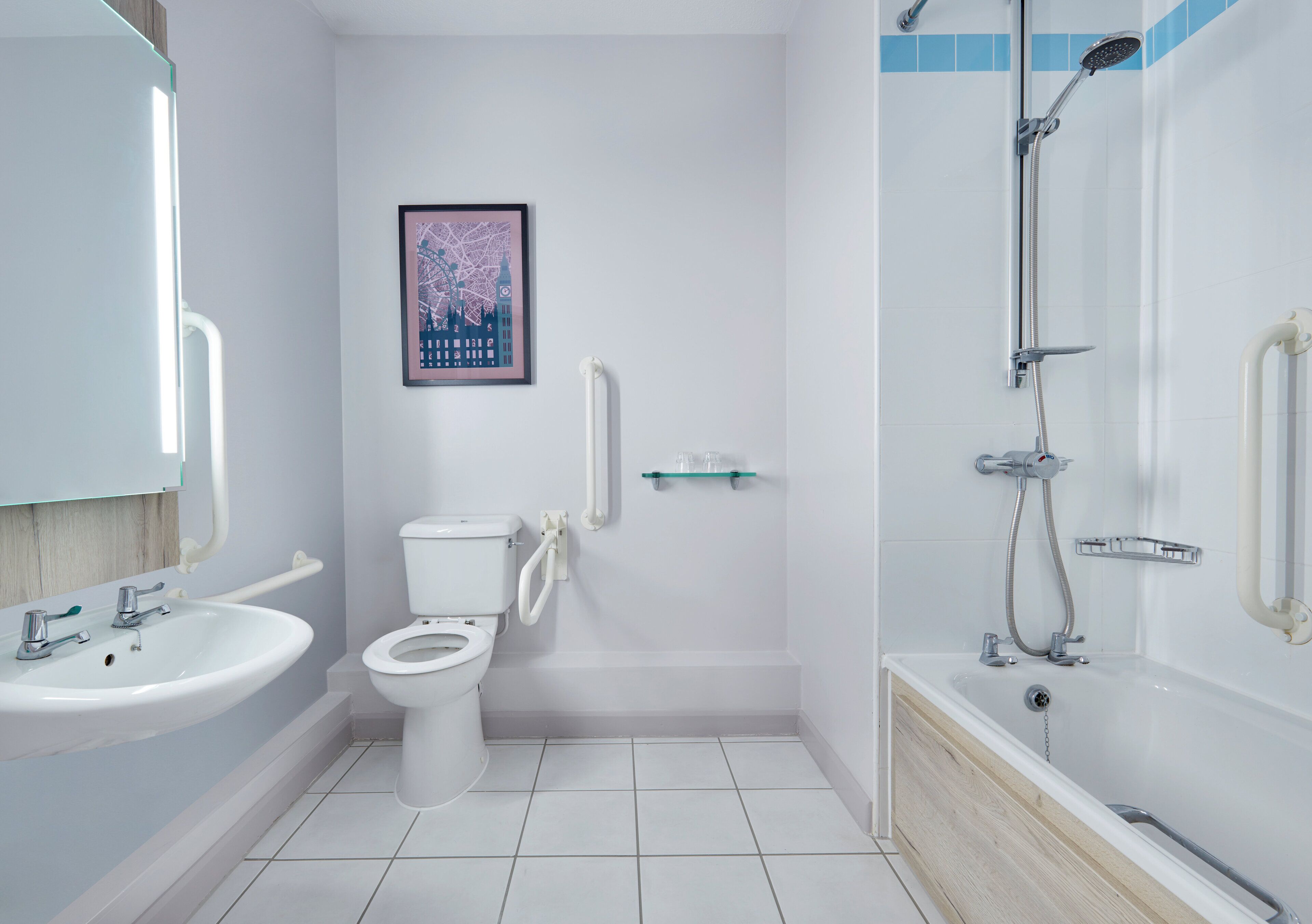 combined shower/bathtub, free toiletries, hair dryer, towels