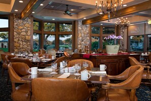 Free daily cooked-to-order breakfast