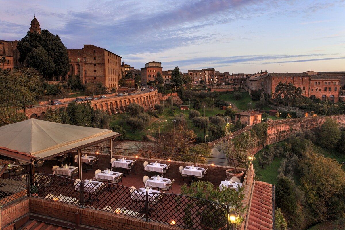 Hotel Athena Reviews, Deals & Photos 2023 Expedia