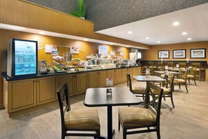 Free daily continental breakfast