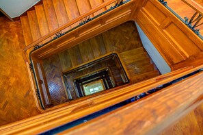 Staircase - Hotel Avenida Park (Lisbon)