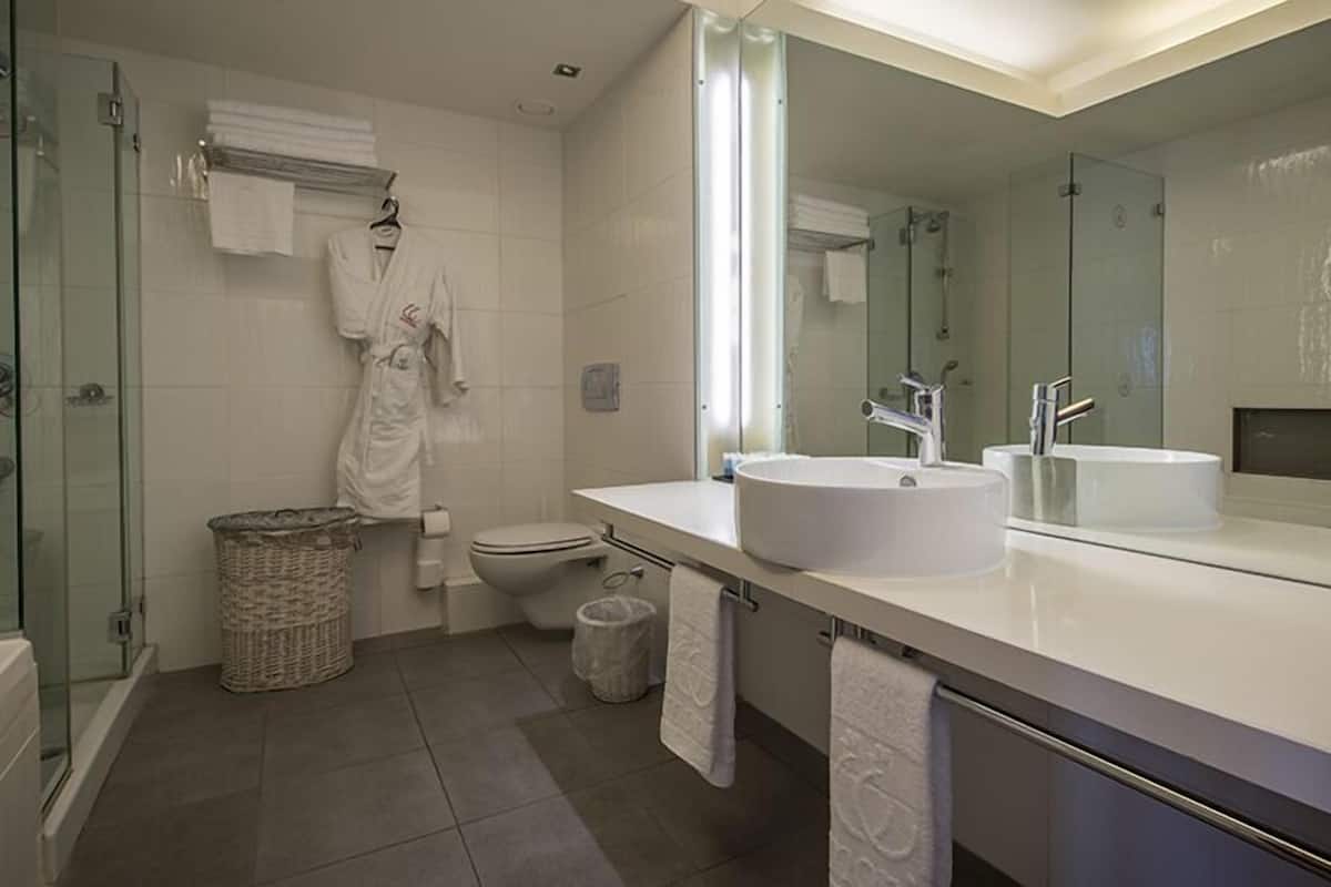 free toiletries, hair dryer, bathrobes, towels