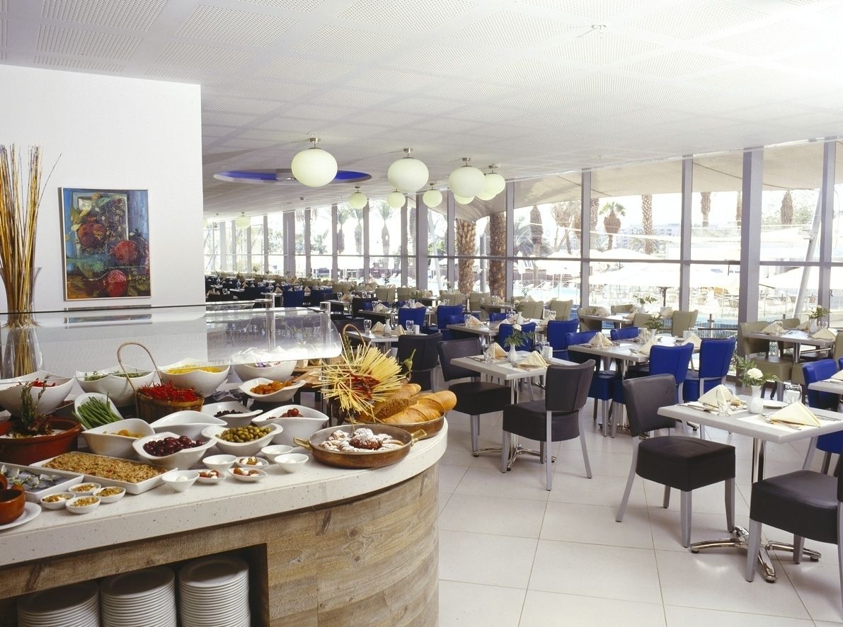 minibar, in-room safe, iron/ironing board, free wifi