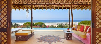 Las Alamandas Resort