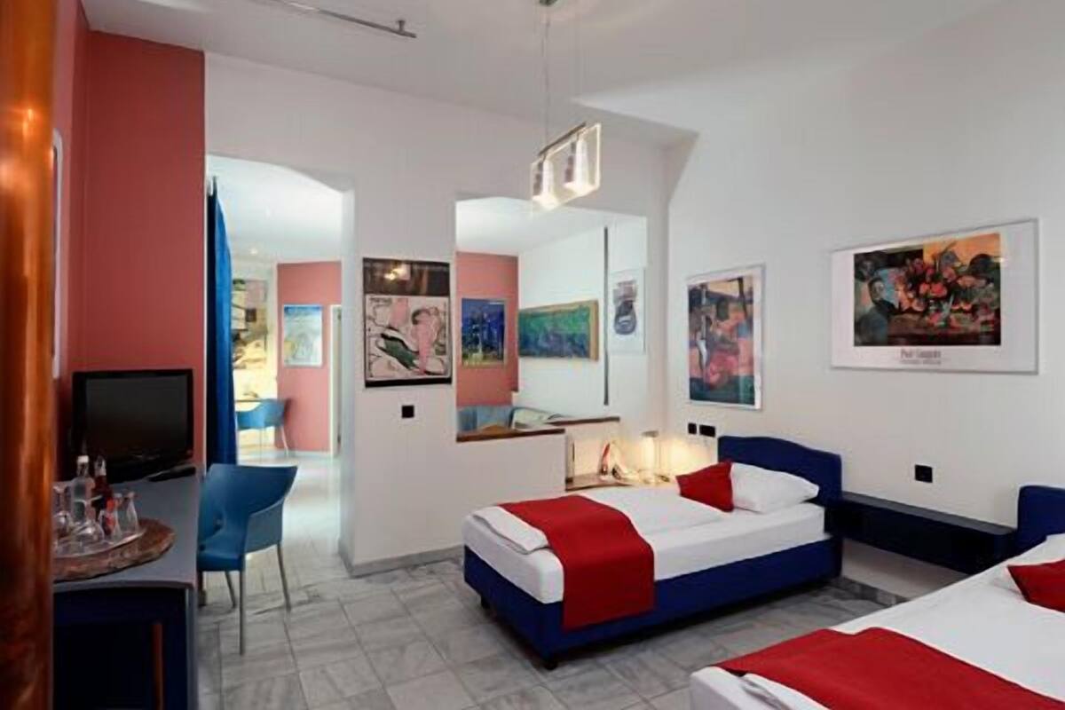Comfort Double Room | Premium bedding, down comforters, pillowtop beds, minibar