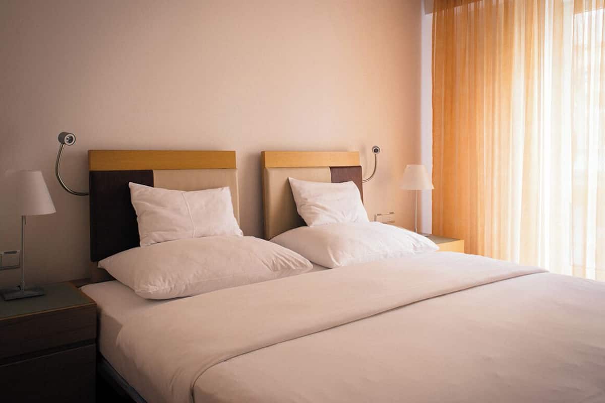 Leilighet – royal | Allergitestet sengetøy, minibar, safe på rommet og skrivebord