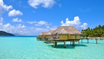 Suite, sobre el agua (Taha'a) | 1 habitación y ropa de cama de alta calidad