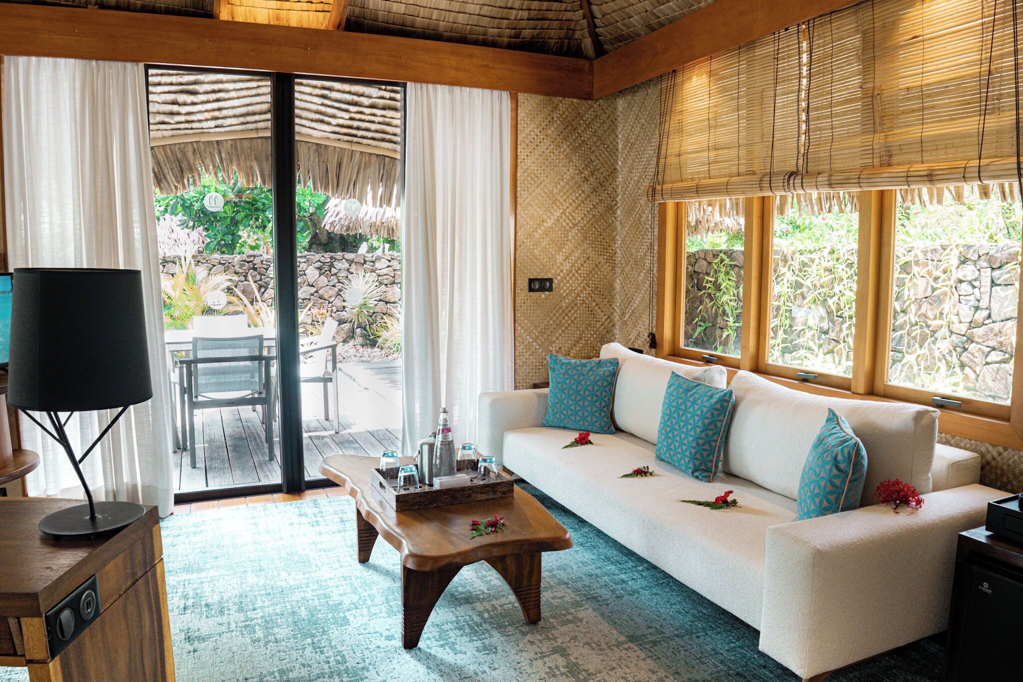 Hochwertige Bettwaren, kostenlose Minibar, Zimmersafe, Schreibtisch