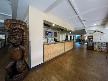 Lobby at Waikiki Monarch Hotel