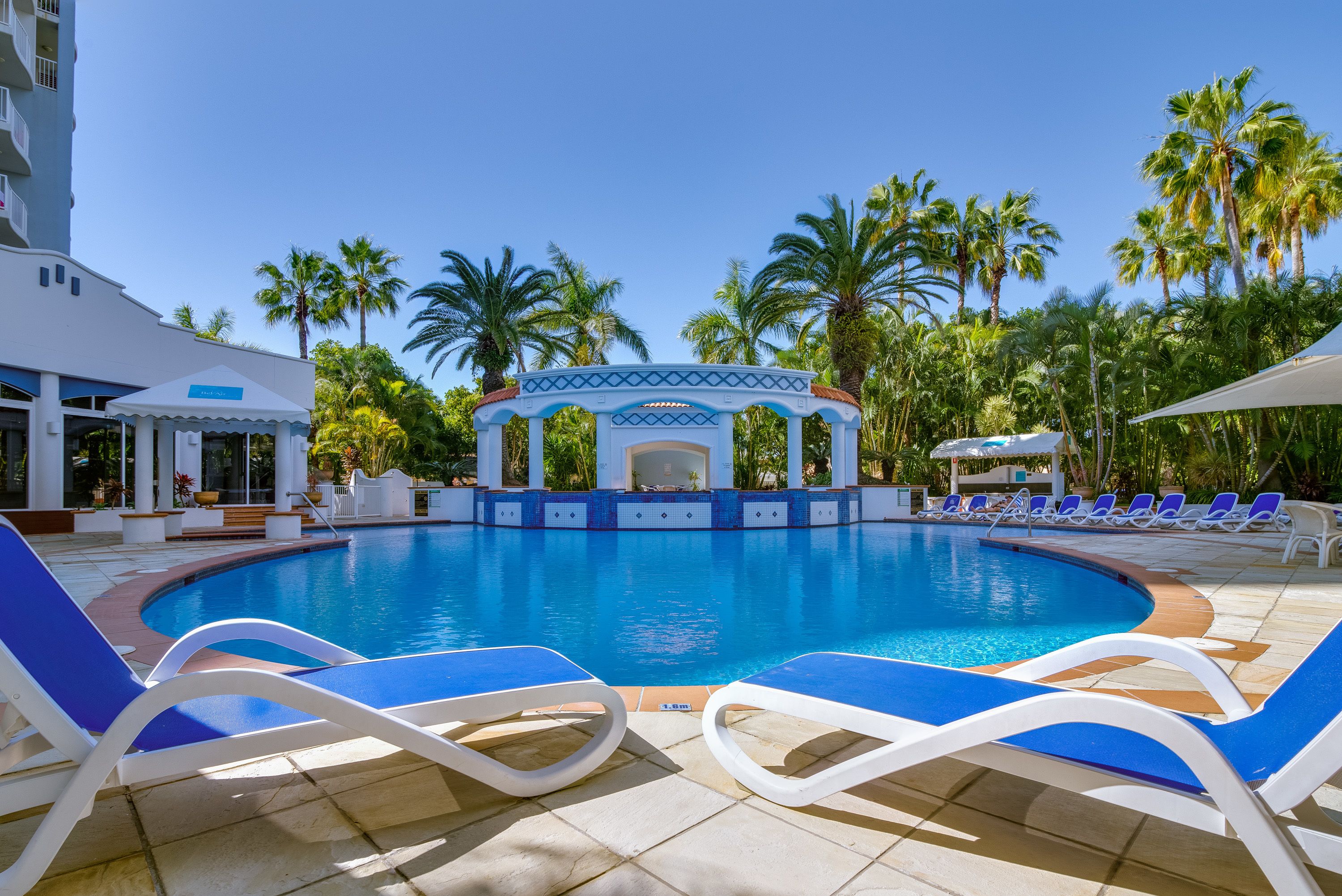 Bel Air on Broadbeach — image 3