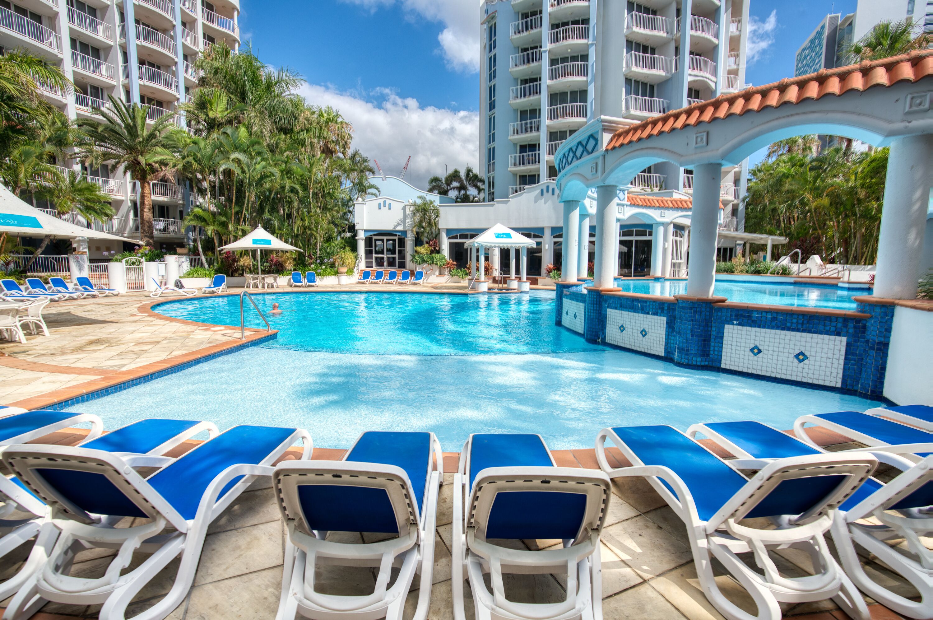 Bel Air on Broadbeach — image 2