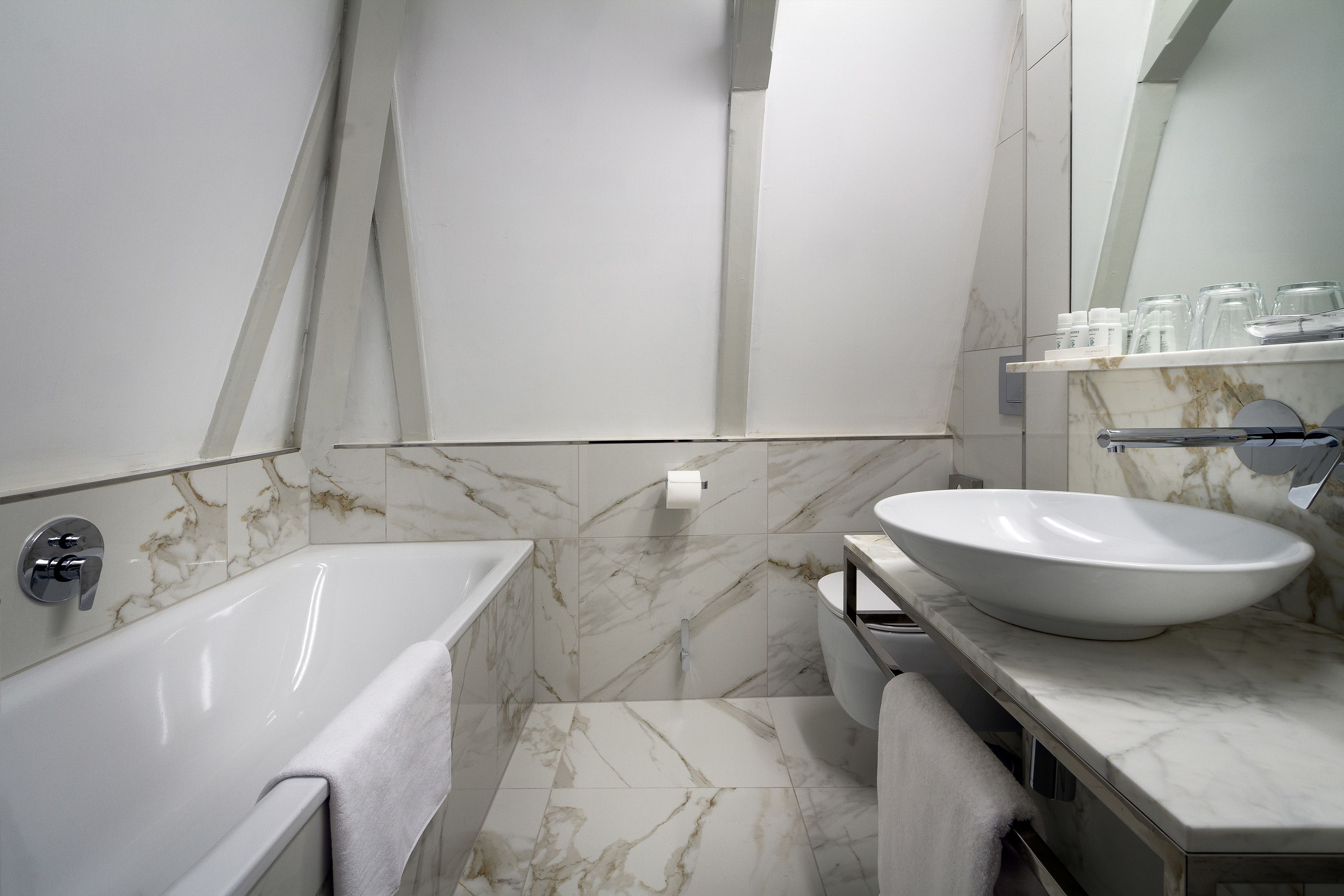 family room, 2 bedrooms (five bedded) | bathroom | designer toiletries, hair dryer, towels