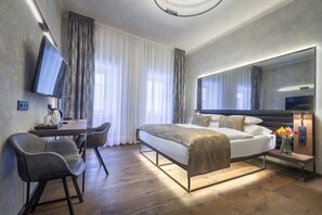 Standard Double Room | 1 bedroom, premium bedding, Select Comfort beds, minibar