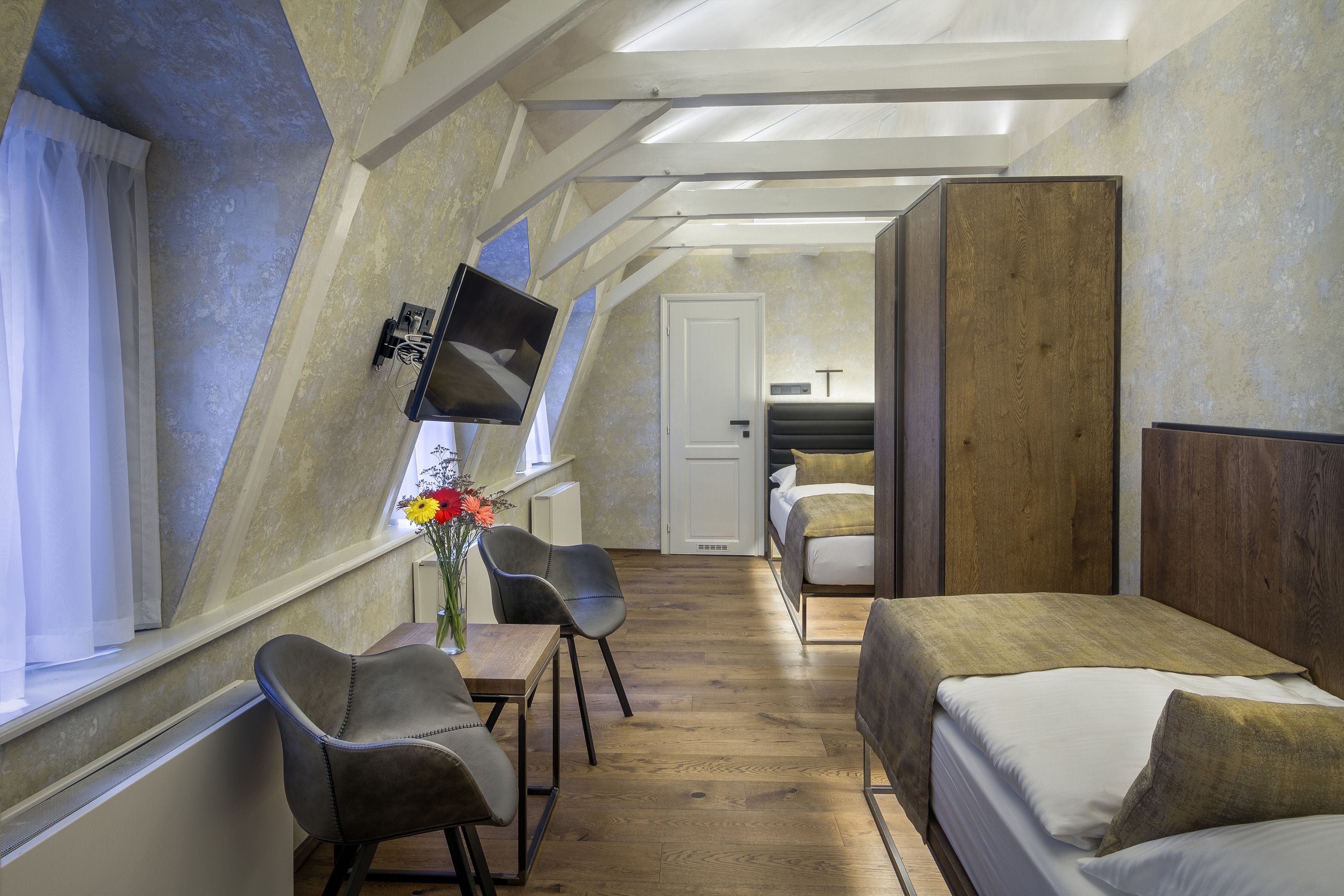 Chambre familiale, 2 chambres (Five Bedded) | Literie de qualité, lit avec matelas Select Comfort, minibar