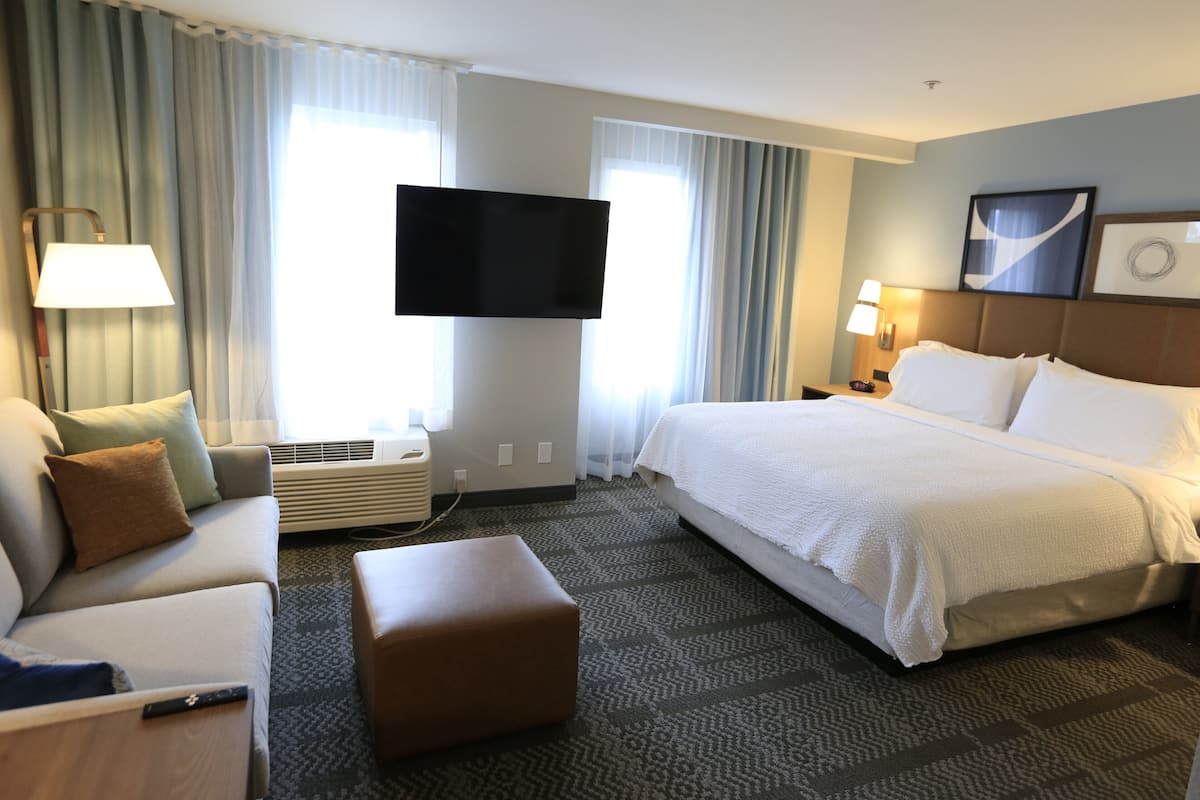 In-room safe, desk, laptop workspace, soundproofing