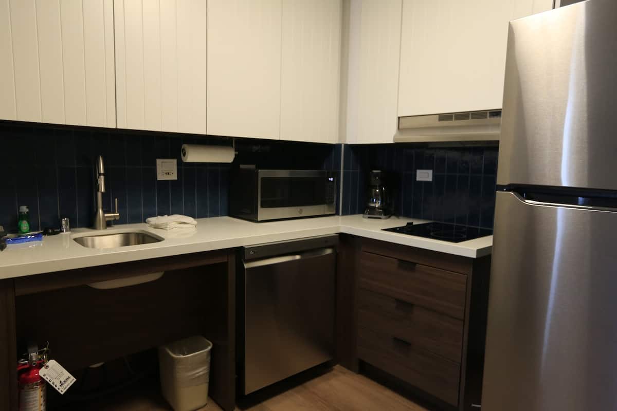 Studio Suite, 1 Queen Bed, Accessible, Kitchen (Communications) | Room amenity