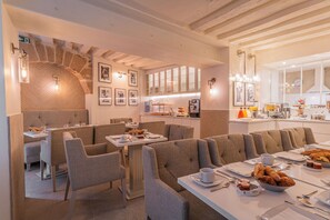 Daily buffet breakfast (EUR 18 per person)