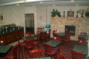 Free daily continental breakfast