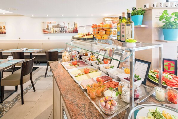 Daily buffet breakfast (EUR 22.00 per person)