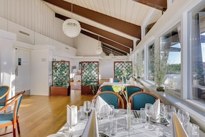 Lunch and dinner served  - Montra Hotel Hanstholm (Hanstholm)