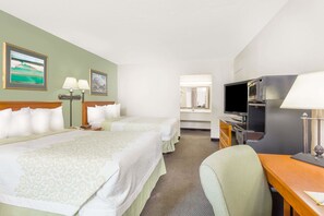 20 bedrooms, Egyptian cotton sheets, premium bedding, pillow-top beds
