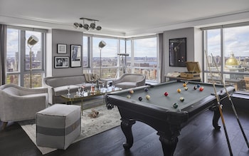 Suite, 1 Twin Bed (Penthouse) | Premium bedding, pillowtop beds, in-room safe, desk at Hotel AKA Boston Common
