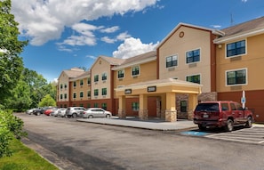 Exterior - Extended Stay America Suites Nashua Manchester (Nashua)