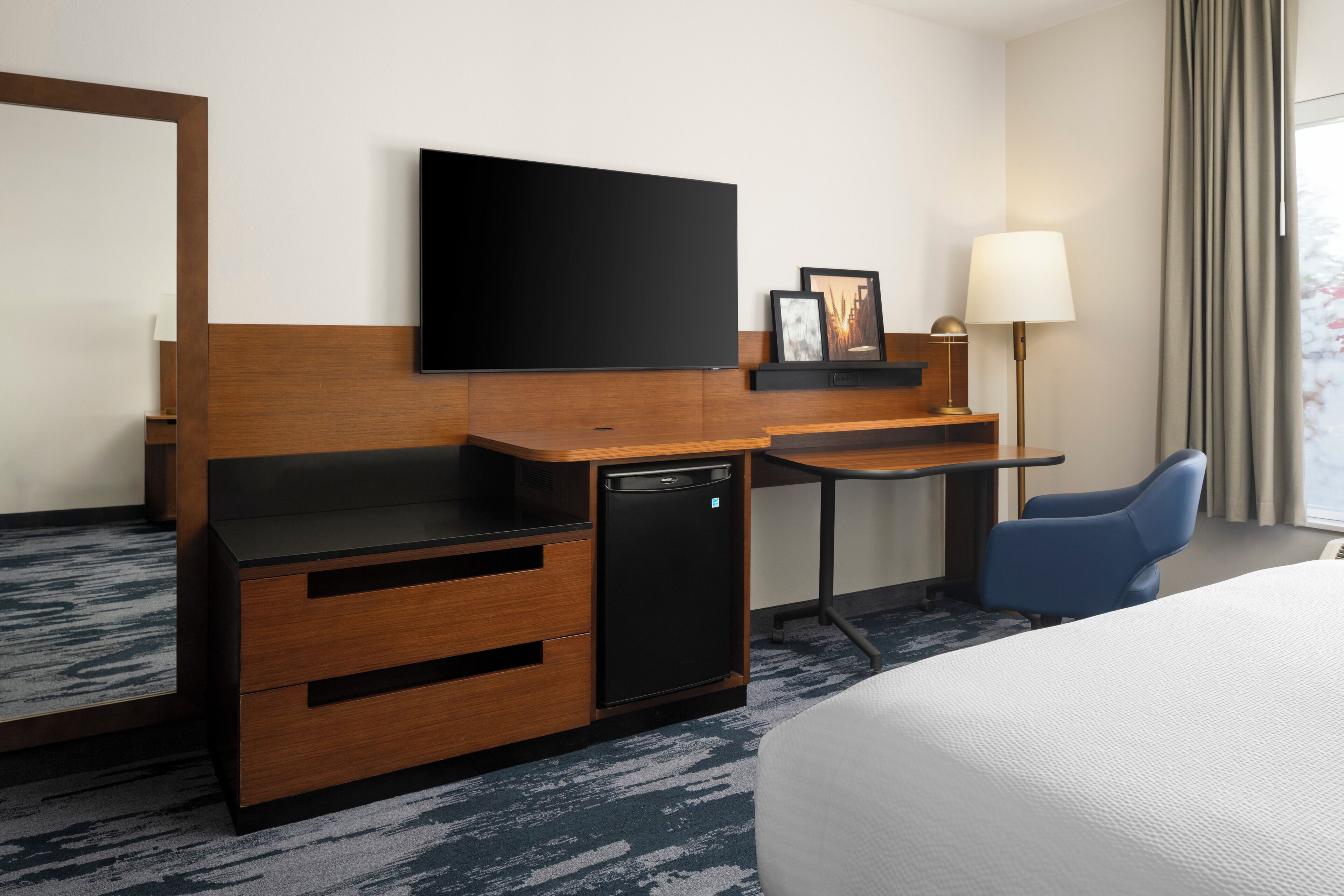 Photo - Fairfield Inn & Suites by Marriott Newark Liberty International Airport