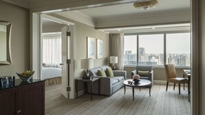 Unclassified image, 2 of 35, button - Four Seasons Hotel Shanghai (Shanghai)