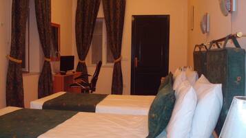 Standard-Zweibettzimmer | 1 Schlafzimmer, hochwertige Bettwaren, Zimmersafe, individuell dekoriert