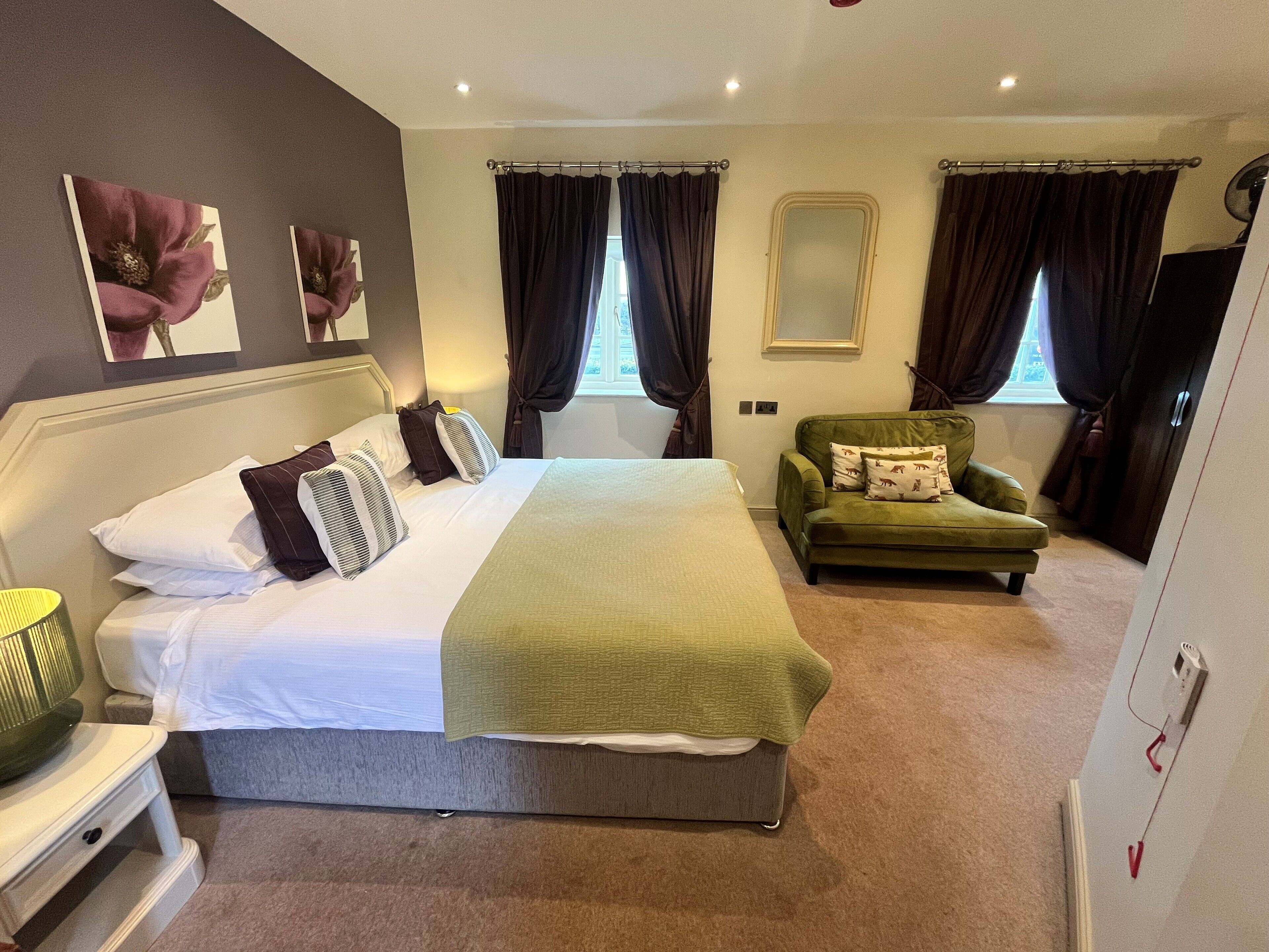 classic double room | 1 bedroom, individually decorated, blackout curtains, free wifi