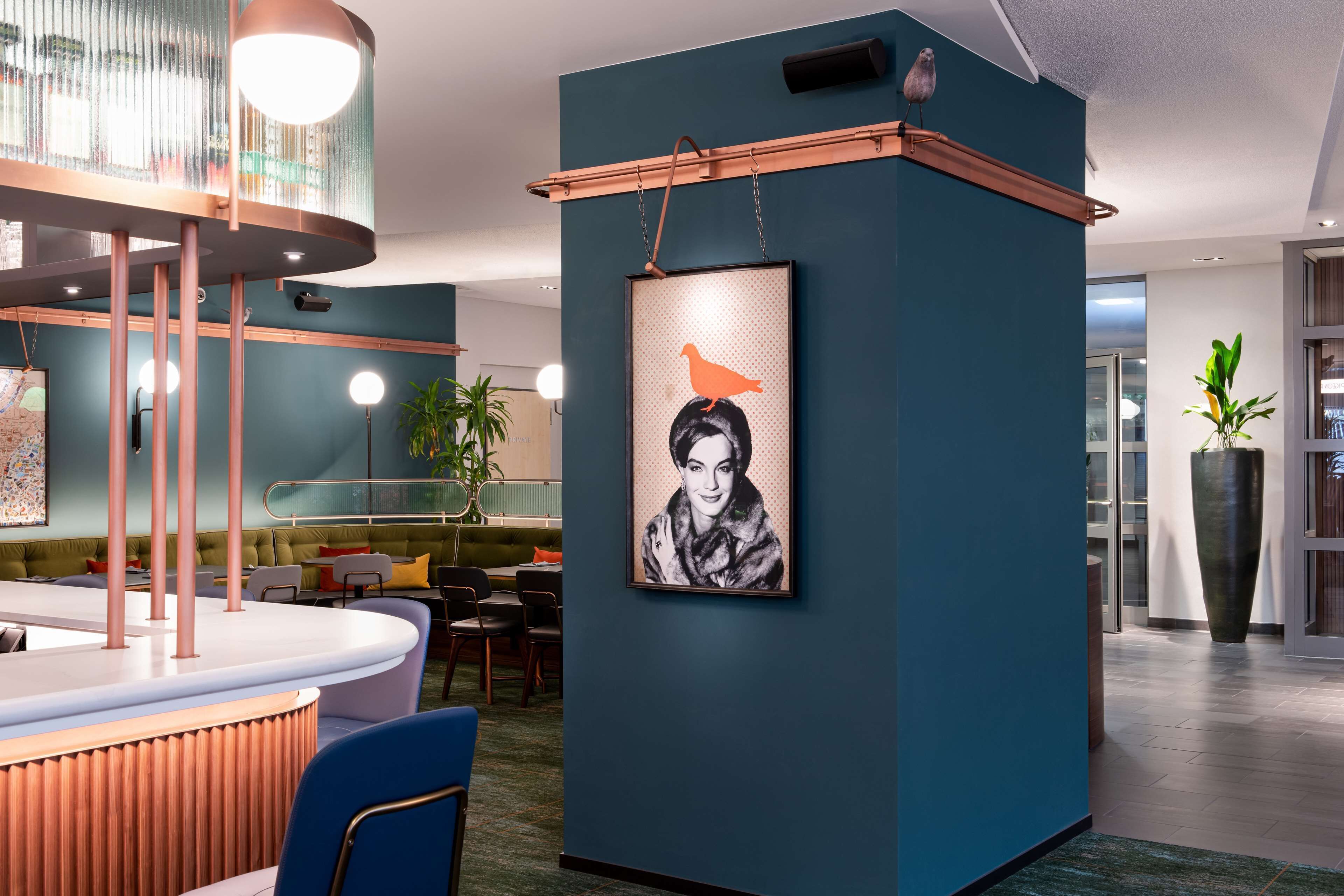 serves lunch and dinner