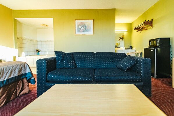 Free WiFi, bed sheets, alarm clocks - Knights Inn Berea (Berea)