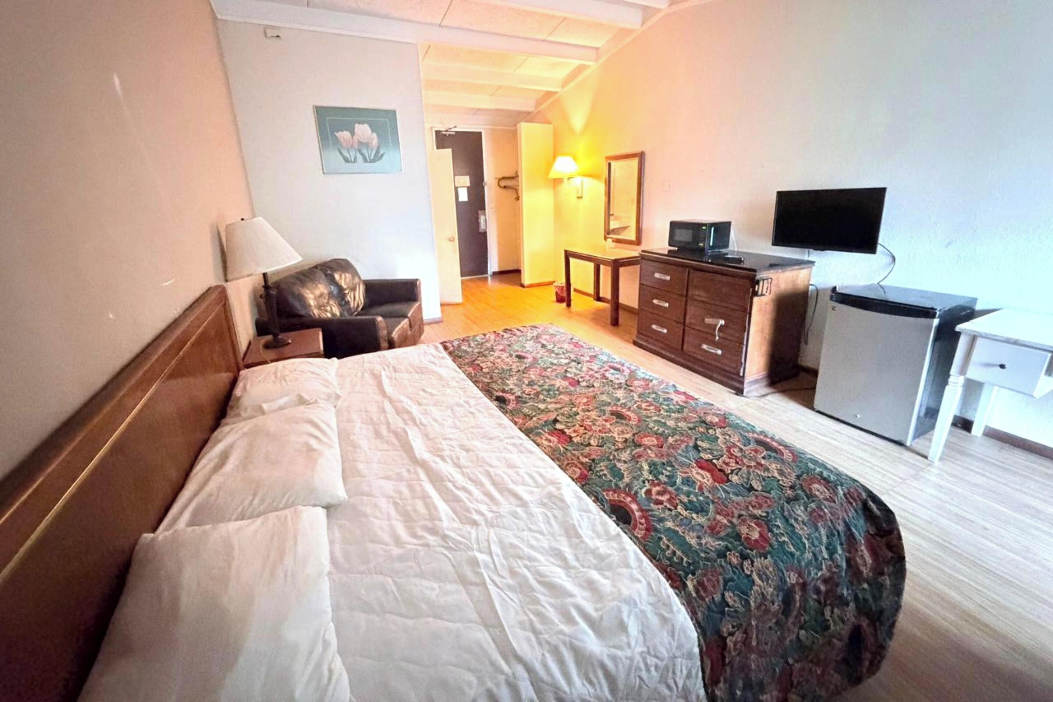 Room, 1 Queen Bed, Non Smoking