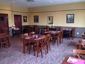 Restaurant - King's Inn (Belle Fourche)