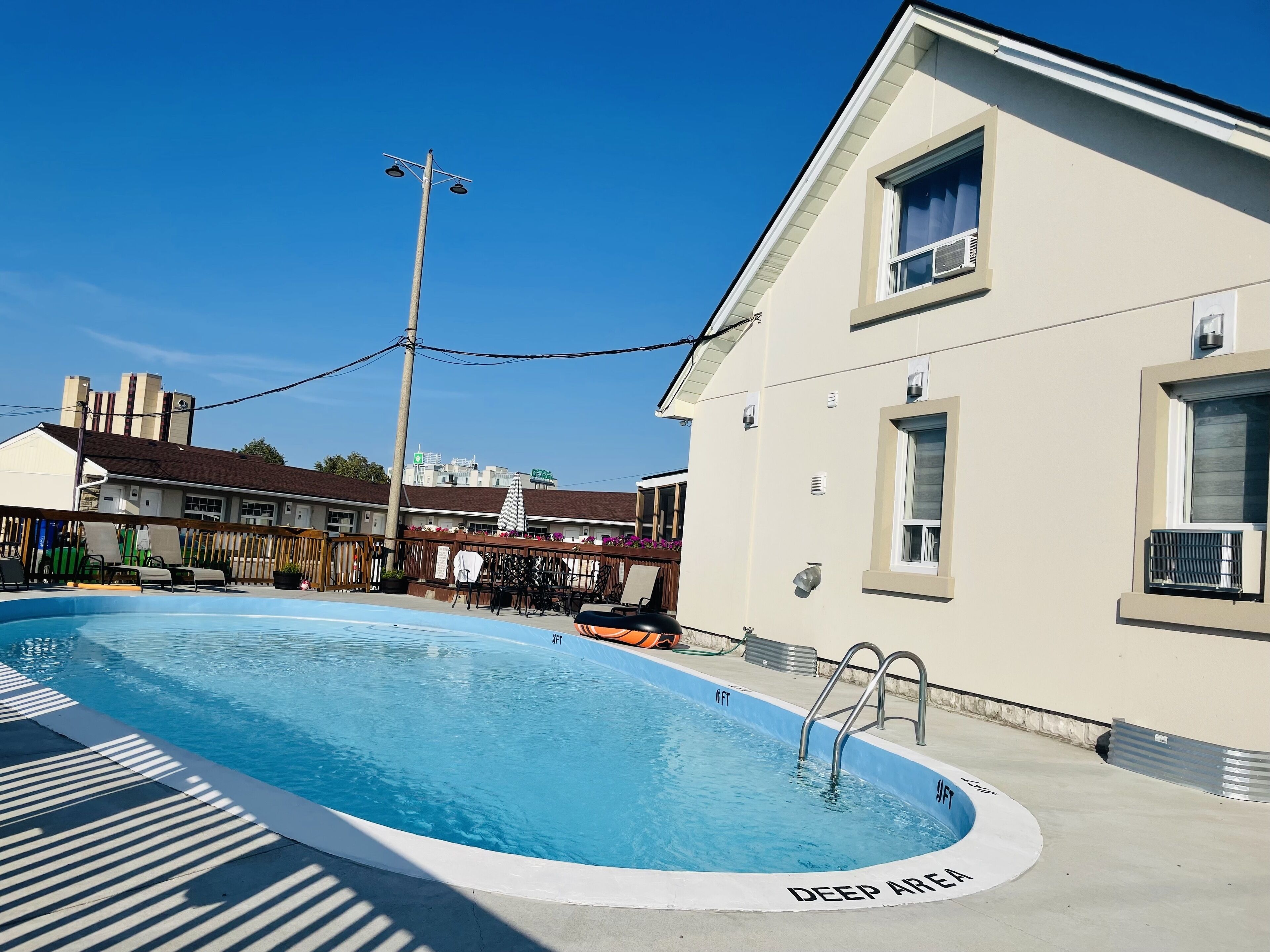 Photo - Falls Lodge by the Falls (Formerly Knights Inn)