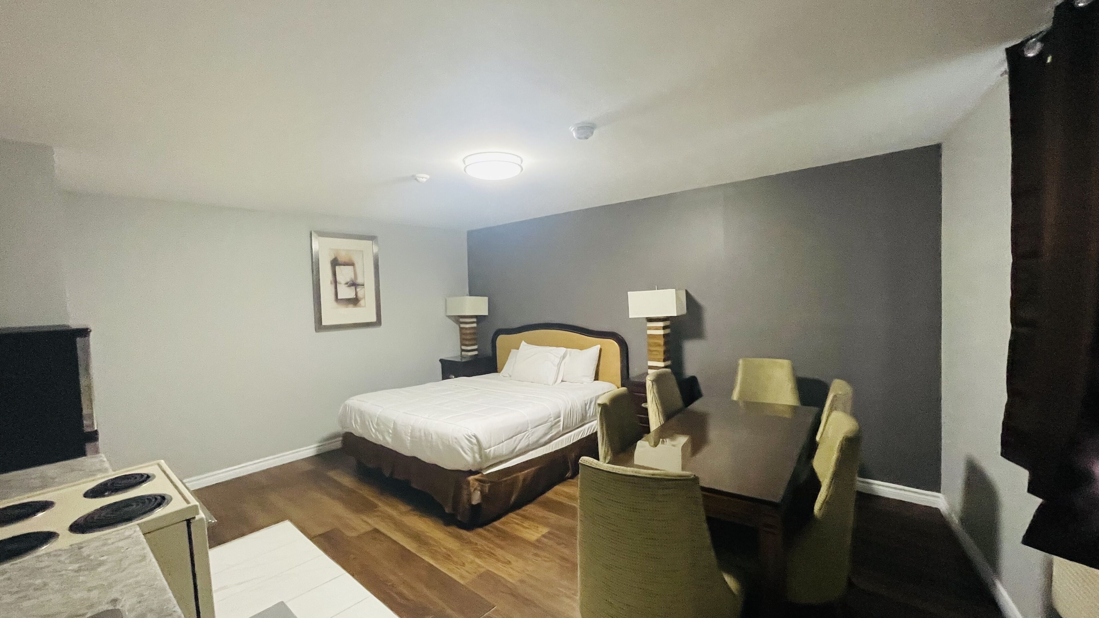 Photo - Falls Lodge by the Falls (Formerly Knights Inn)