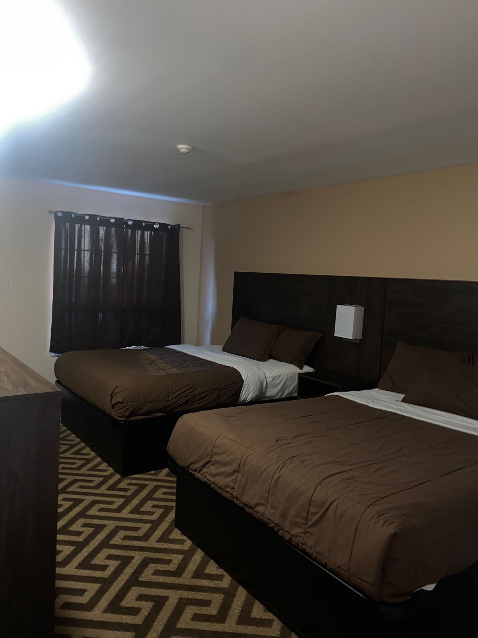 Photo - Falls Lodge by the Falls (Formerly Knights Inn)