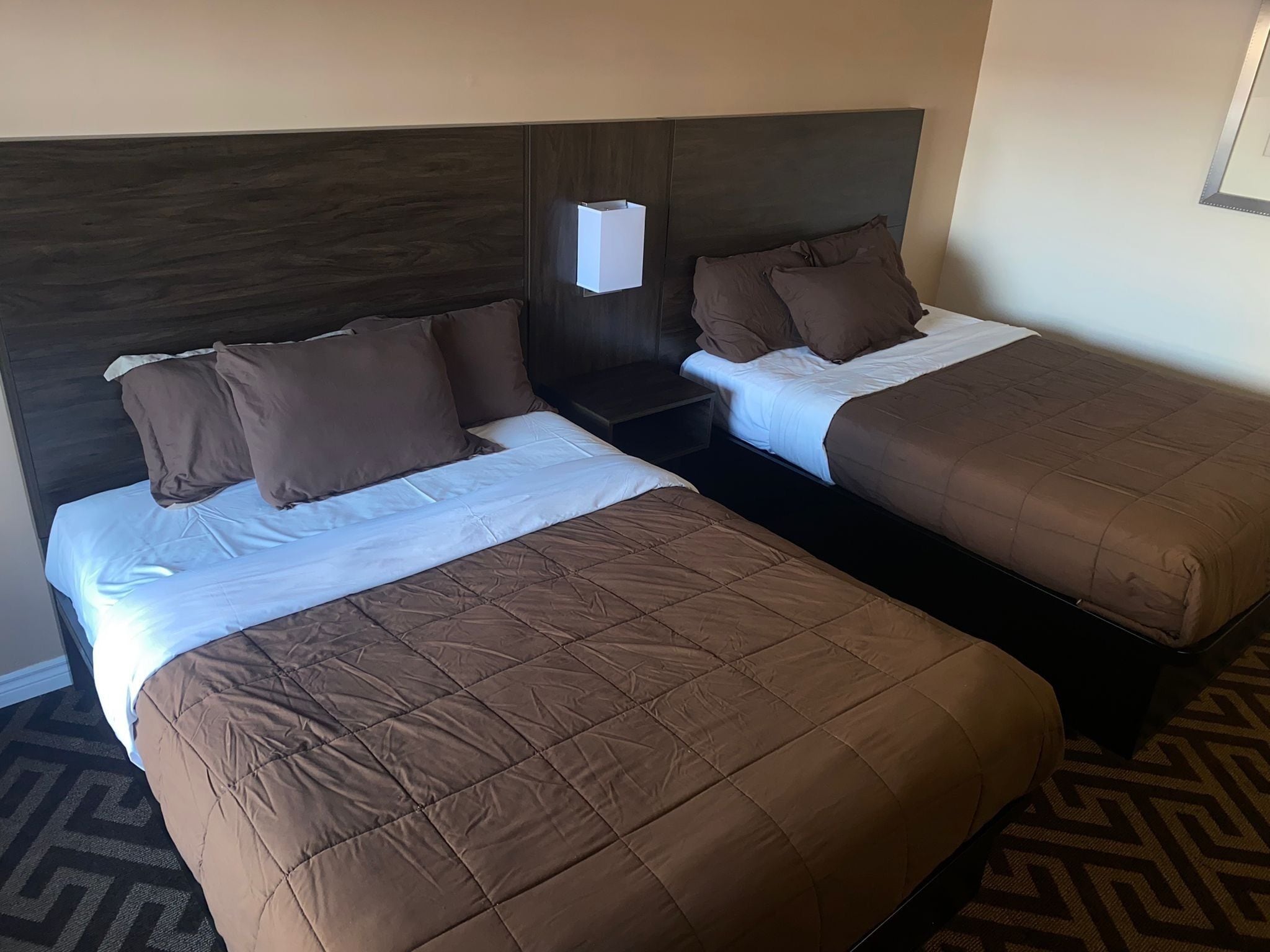 Photo - Falls Lodge by the Falls (Formerly Knights Inn)