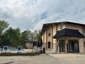 Alberca al aire libre por temporada 
