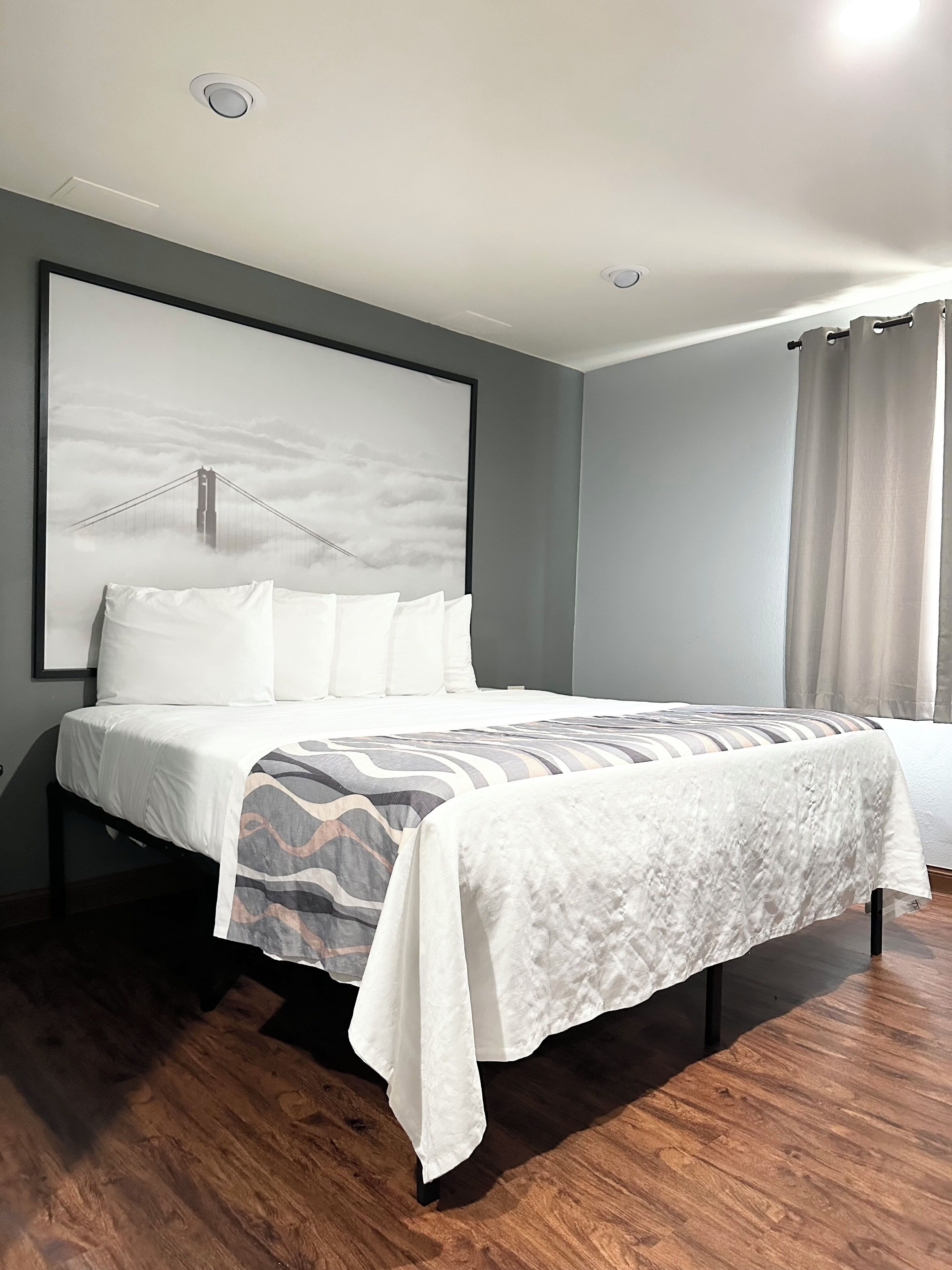 Desk, iron/ironing board, free WiFi, bed sheets